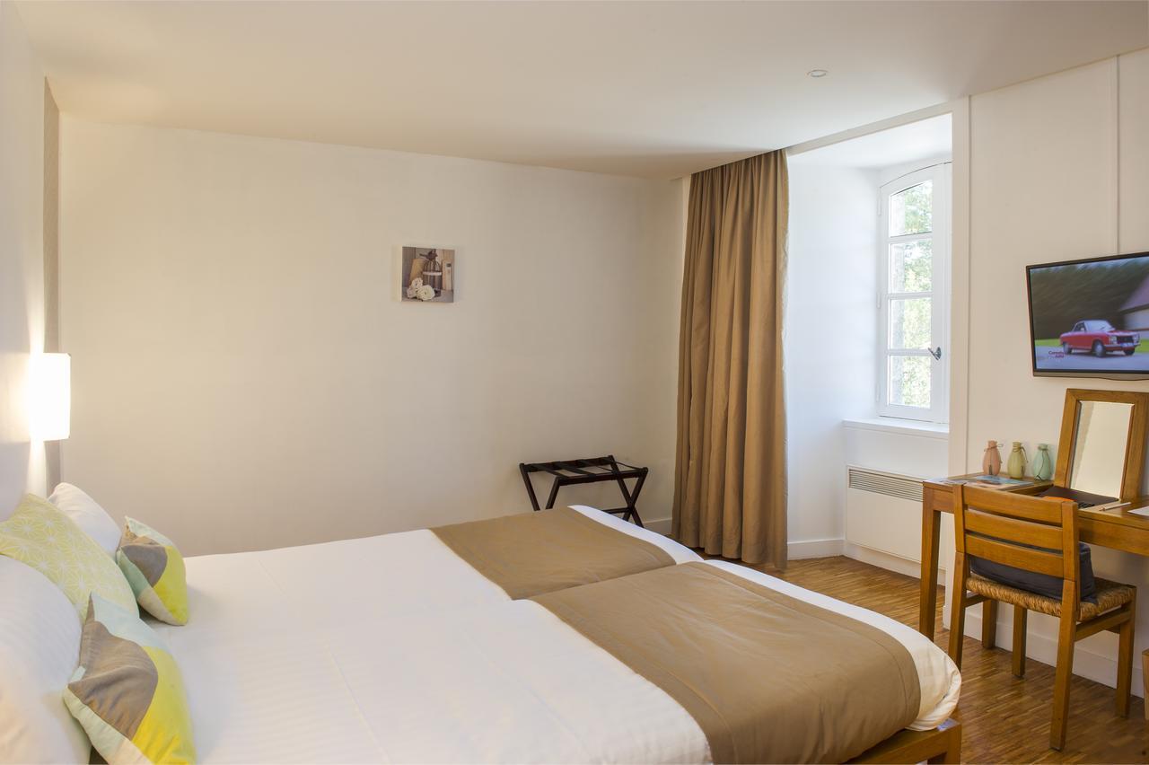 Domaine De Barres Hotel Langogne Bagian luar foto