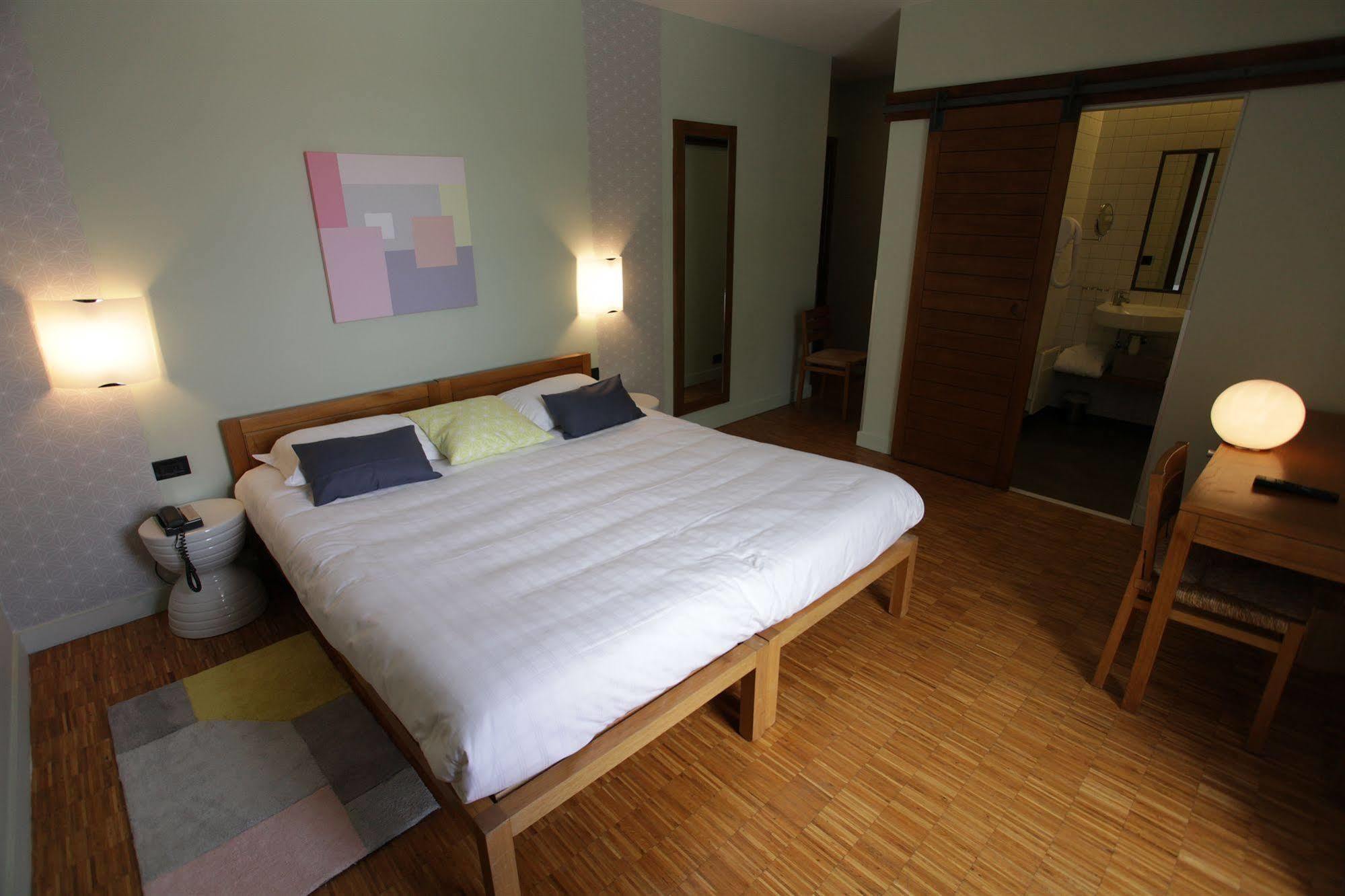 Domaine De Barres Hotel Langogne Bagian luar foto